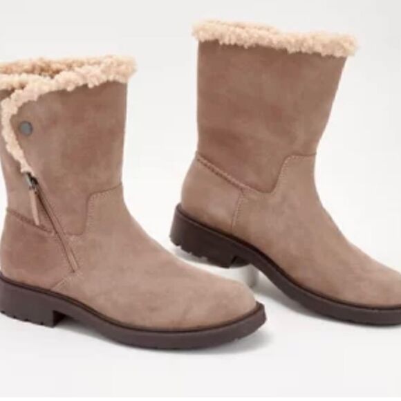 Clark’s Collection Opal Zip Stacked heel taupe suede winter boots NWT - Picture 5 of 12